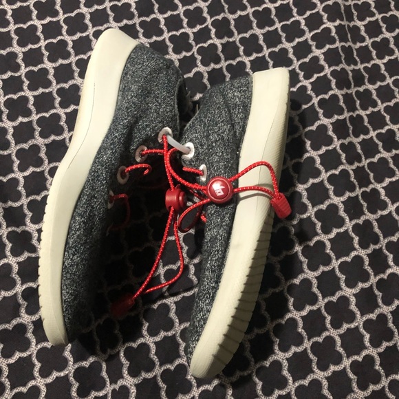 Allbirds Wool Runners Gray Athletic Running Shoe Womens Sz 8. - Picture 3 of 14